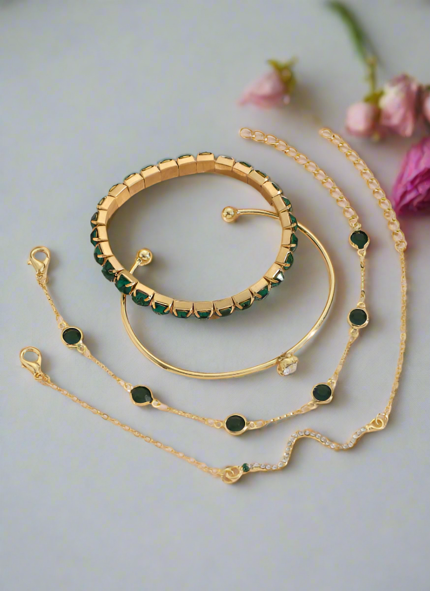 Trendy Rhinestone Snake Bracelet Set - 4 Pieces with Green Rhinestone Chain (Rhinestone Quantity Varies)